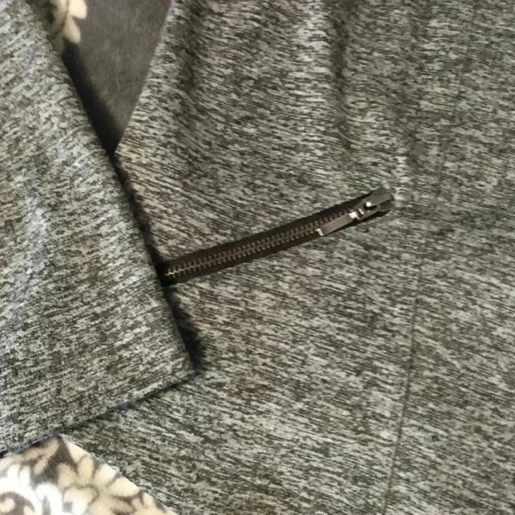 Maurices size medium gray zipper bomber jacket - Picture 4 of 4